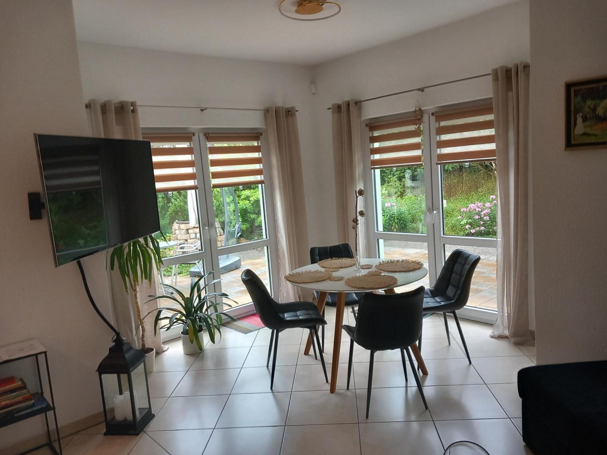 Ferienwohnung Wohlfuehloase Suhl Exterior foto